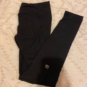 VS black leggings